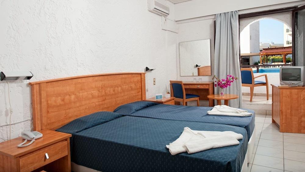 Heronissos Hotel Hersonissos  Ngoại thất bức ảnh