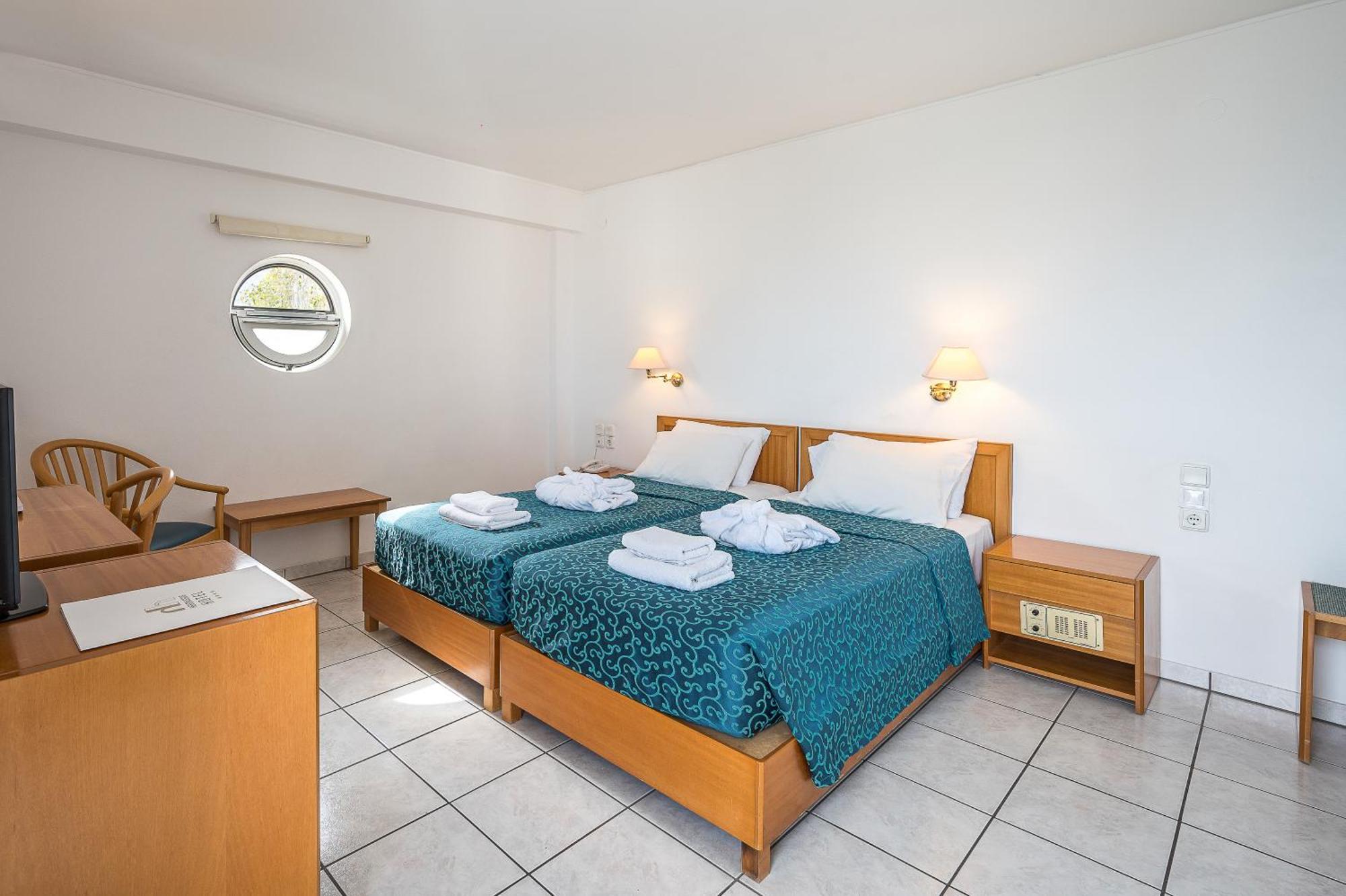 Heronissos Hotel Hersonissos  Ngoại thất bức ảnh